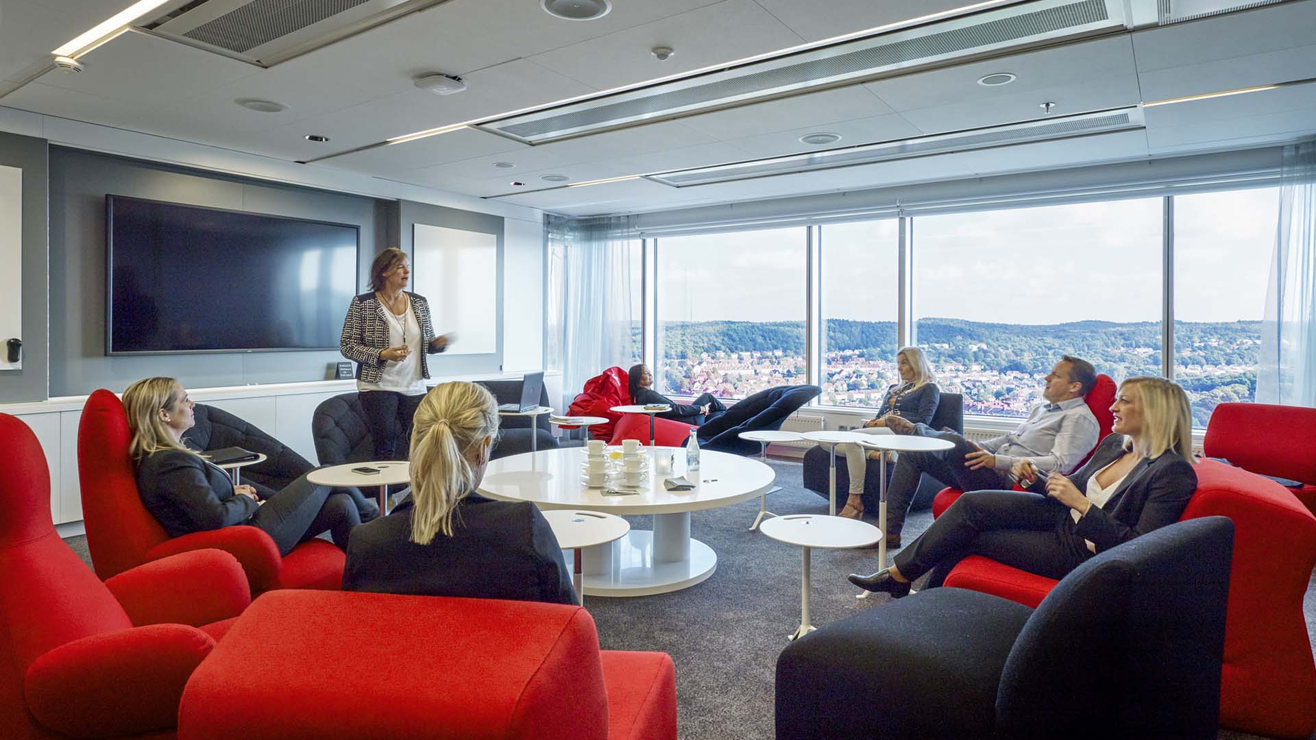 Unique meeting rooms for smaller meetings