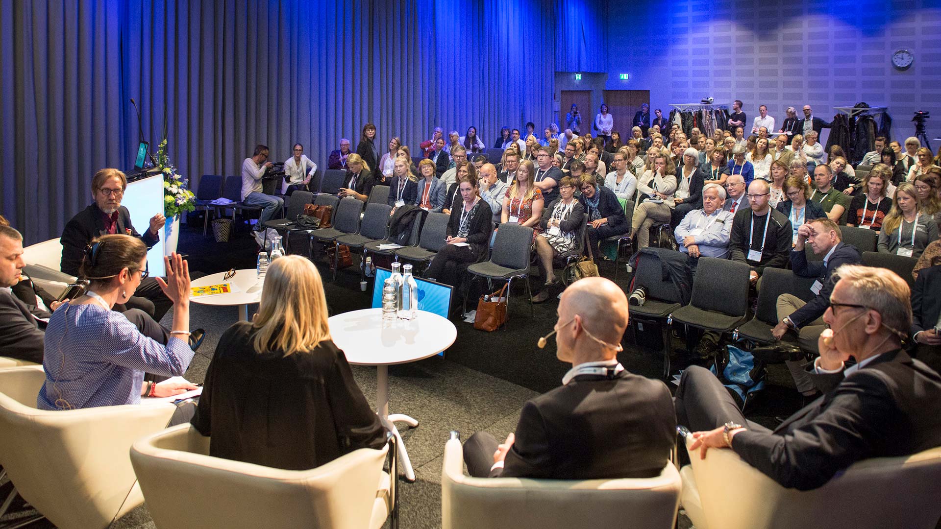 Flexible meeting rooms for 150-600 people